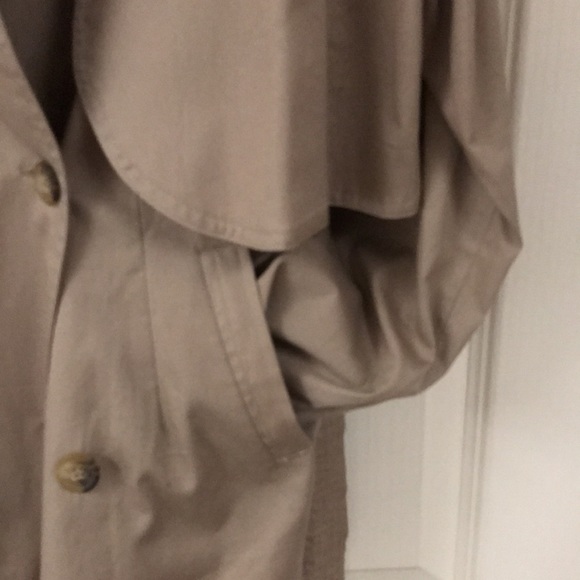 Light jacket - Picture 2 of 4